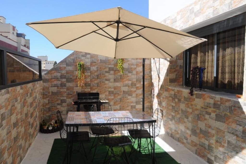 Appartement Meuble Et Bien Situe Meknès Екстериор снимка